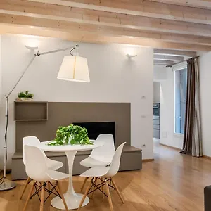  Apartment Myplace Centro Storico Italy