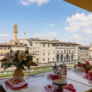  Apartment Ponte Vecchio Terrace Italy